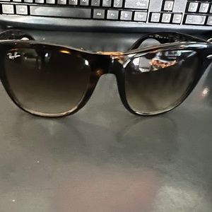 Ray-Ban Wayfarer 2140 Folding